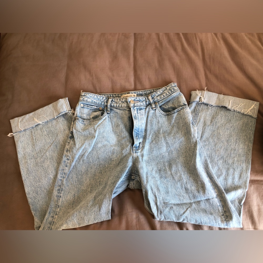 A&F 90’s Relaxed Straight high-rise